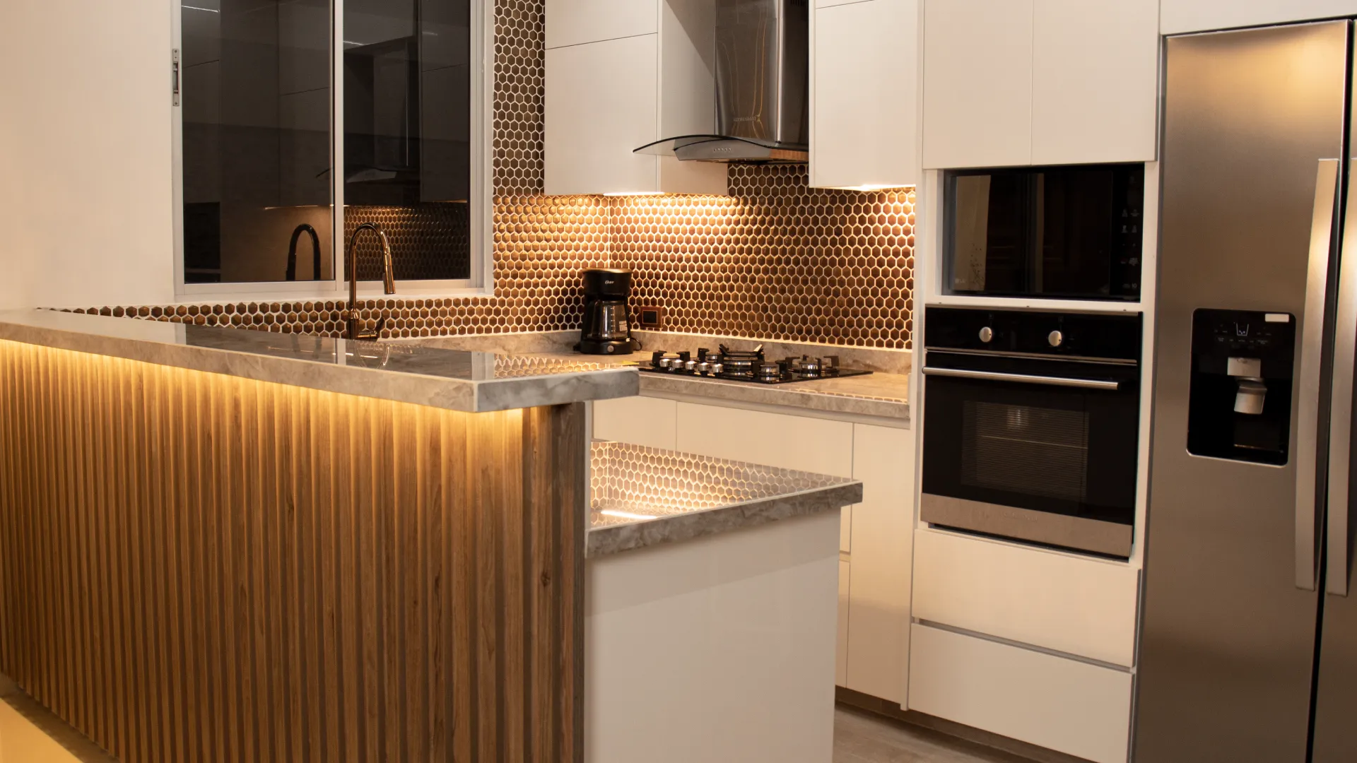 GERMAN-CARDENAS-RANGEL-GESTIÓN-REDES-SOCIALES-SOCIAL-MEDIA-VOL-02-2024-003 GERMAN-CARDENAS-RANGEL-GESTIÓN-REDES-SOCIALES-SOCIAL-MEDIA-VOL-02-2024-003